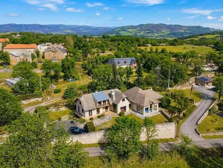 villa de charme avec piscine intérieure et sauna en lozère