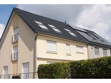 bel immeuble de rapport entièrement rénové de 10 unités