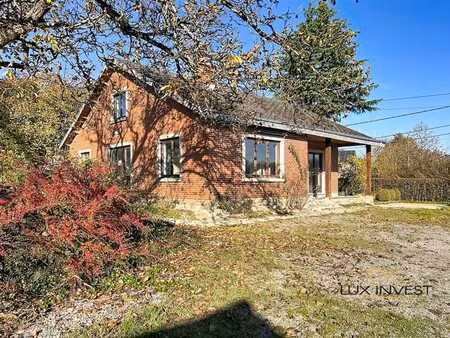 maison idéalement située à renover avec grande annexe