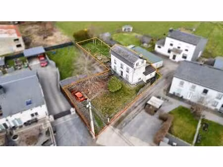 vielsalm centre  plein de potentiel  terrain 622m² et 4ch.