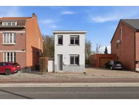 charmante open bebouwing met renovatiepotentieel op topli...