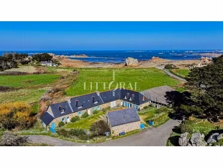 maison de luxe à vendre à plougrescant