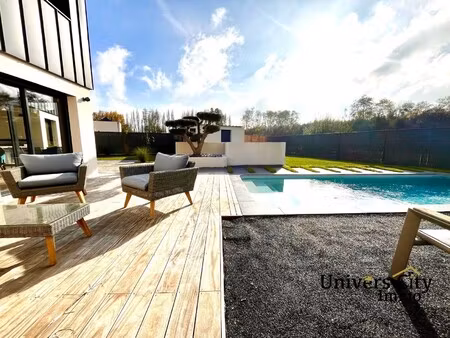 maison contemporaine à vendre à le lion-d'angers