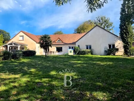 maison de luxe à vendre à yvoy-le-marron