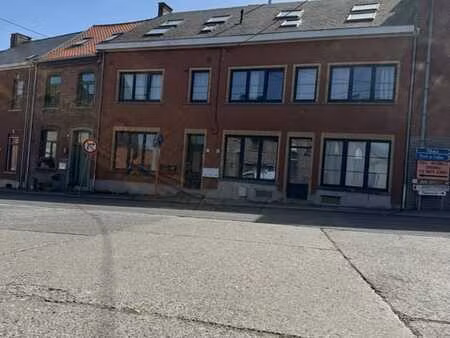 ? appartement 3 chambres avec terrasse – rez (+/-115 m2)