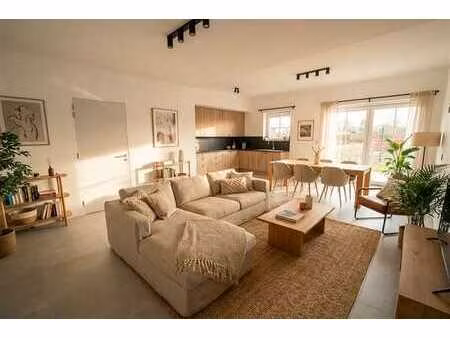 appartement (rdc) de standing de 2 chambres avec terrasse et