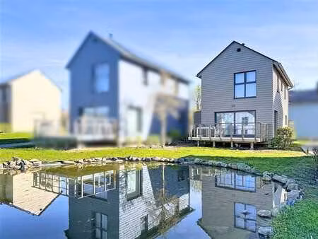 superbe villa en bordure des lacs de l'eau d'heure