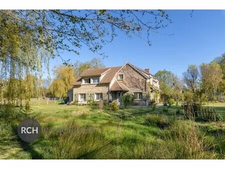 maison de luxe à vendre à montfort-l'amaury