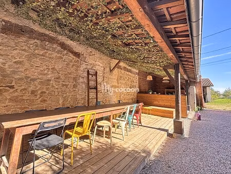 maison de luxe à vendre à lentilly