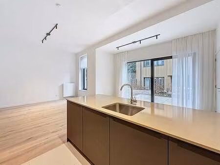 appartement neuf 2 ch de 104 m² avec terrasse et jardin