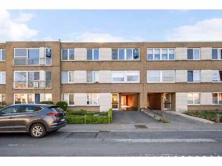 instapklaar appartement met 3 slaapkamers op interessante...