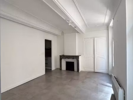 location appartement 2 pièces 49 m² à perpignan (66000)