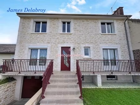 longueau 80330. maison familiale de 6 pièces avec jardin . sous sol.