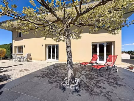 vente maison 7 pièces 239 m² glaine-montaigut (63160)
