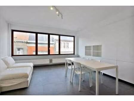 gemeubelde studio te berchem