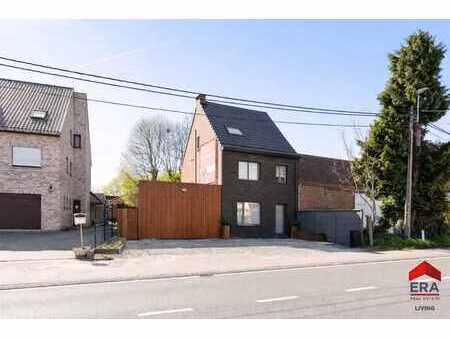 maison rénovée (185 m²) avec peb c et 3 chambres à erpe