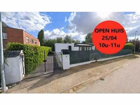 open huis zaterdag 25/04 van 10u tot 11u. karaktervolle b...