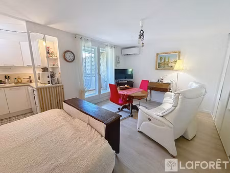 vente appartement 1 pièce 33.39 m² à hyeres (83400)  150 000 €