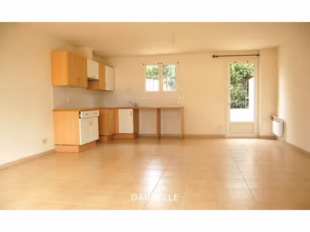 vente appartement 3 pièces 68 m² à noves (13550)  195 000 €