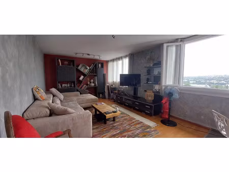 location appartement 2 pièces 61 m² à caluire-et-cuire (69300)
