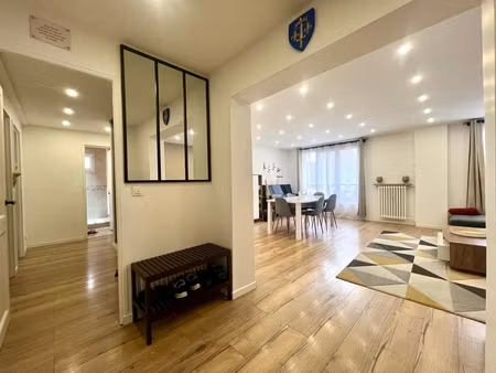 à louer - appartement meublé entièrement rénové