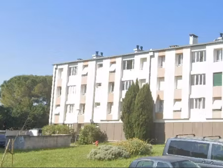 location appartement 4 pièces 71 m² à lapalud (84840)