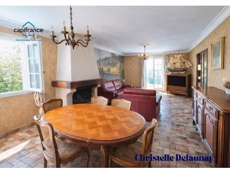 maison des années 70 – 99 50 m² – fort potentiel – proche centre-ville de changé