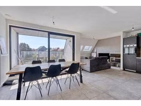 duplex charmante et économe en energie à hal.