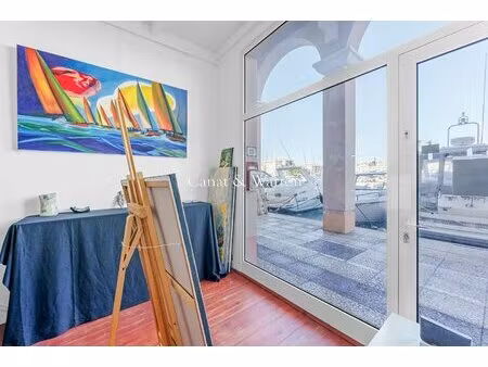 port fréjus - emplacement premium - local commercial 85 m²