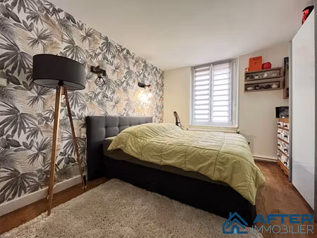 maison mitoyenne 140 m² avec cour