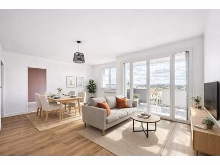 vente appartement 5 pièces 87 m² à saint-médard-en-jalles (33160)  238 000 €