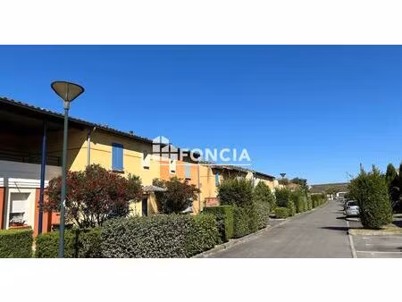 idéal investisseur / maison t3bis avec terrasse  jardin et deux parkings