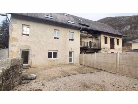 vente appartement 5 pièces 93 m² saint-alban-leysse (73230)