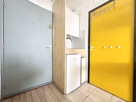 nimes hopital caremeau / iut jules raimu- studio avec parkin