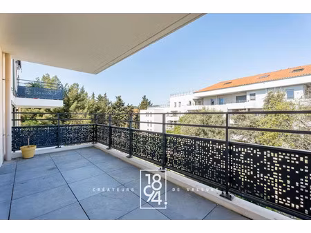 vente appartement 3 pièces 62.32 m² à la ciotat (13600)  355 000 €
