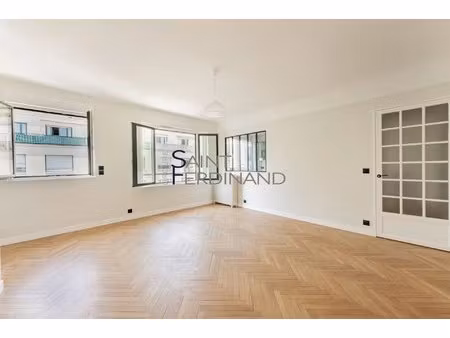 paris 7 - rue de l'université 3 pièces au dernier étage