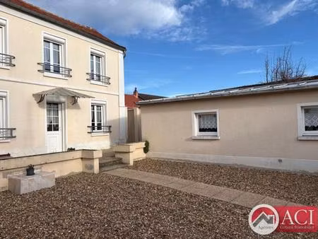 maison 5 pièce(s) 110 m2
