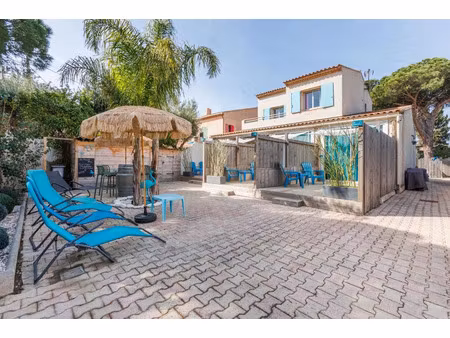 vente immeuble 165 m² hyères (83400)