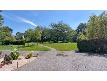 vente maison piscine à sainte-pazanne (44680) : à vendre piscine / 153m² sainte-pazanne
