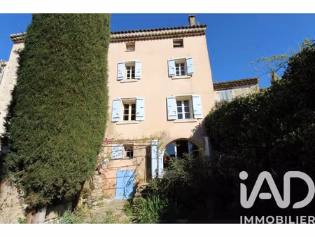 vente maison 5 pièces 130 m² saumane-de-vaucluse (84800)