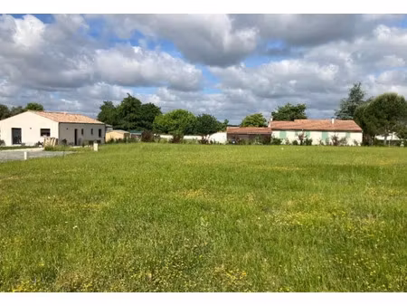 vente terrain 633 m² à saint-vaize (17100)  28 802 €