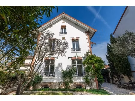 maison 7 pièces - 182 m²