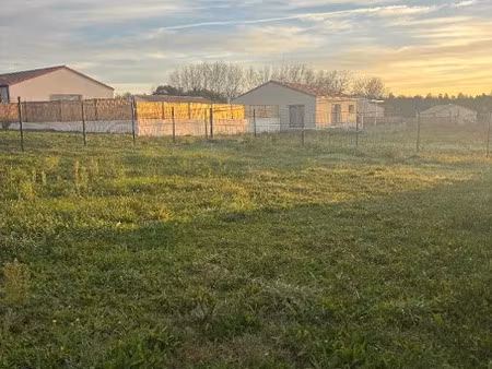 vente terrain 308 m² à avrille (85440)  52 000 €