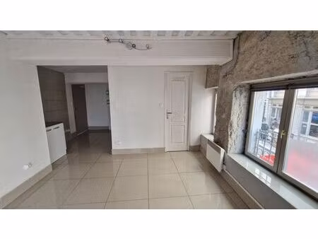 joli studio lyon 1er