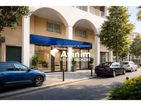 vente local d'activités 105 m²