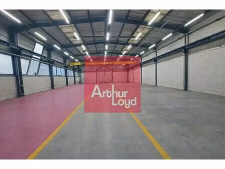 vente local d'activités 1 532 m²