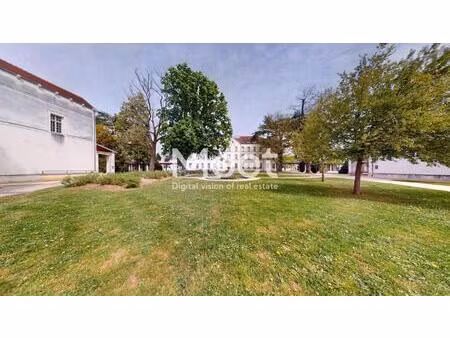 appartement 3 pièces - 2 chambres - stationnement