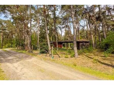 rustig gelegen caravan op perceel van 1.135m² in balen