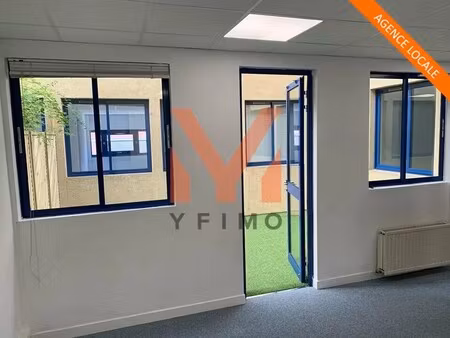 location bureaux 180 m²