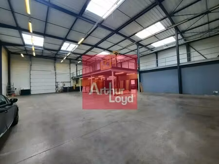 location local d’activités clermont ferrand 63100 1166m²